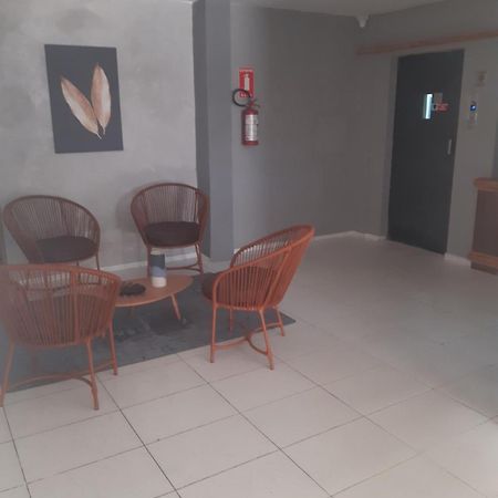Apartamento Inteiro A 100 Metros Da Praia Fortaleza  Exterior photo
